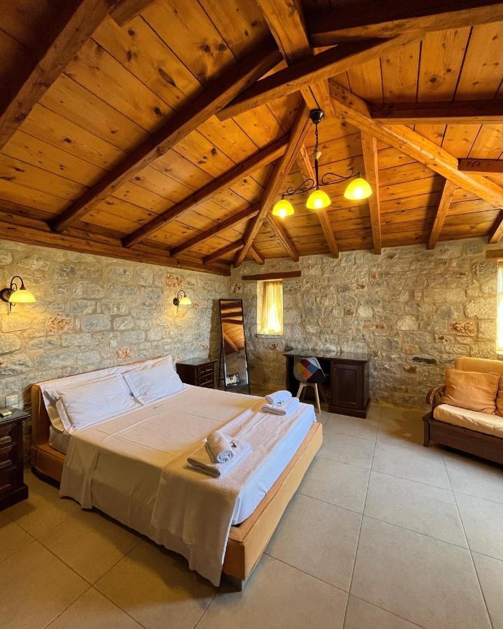Achelatis Traditional Guest Houses アレオポリ エクステリア 写真
