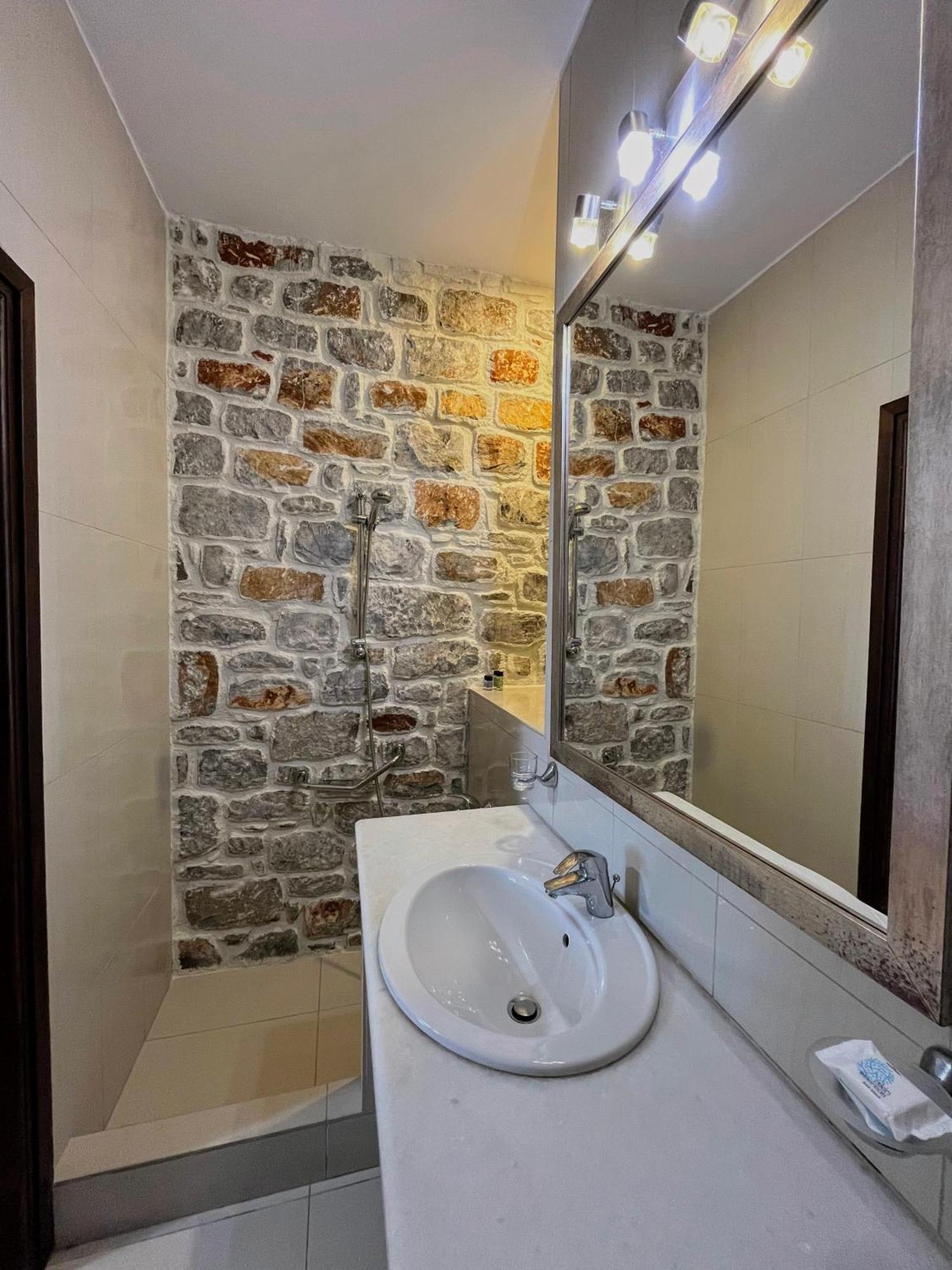 Achelatis Traditional Guest Houses アレオポリ エクステリア 写真