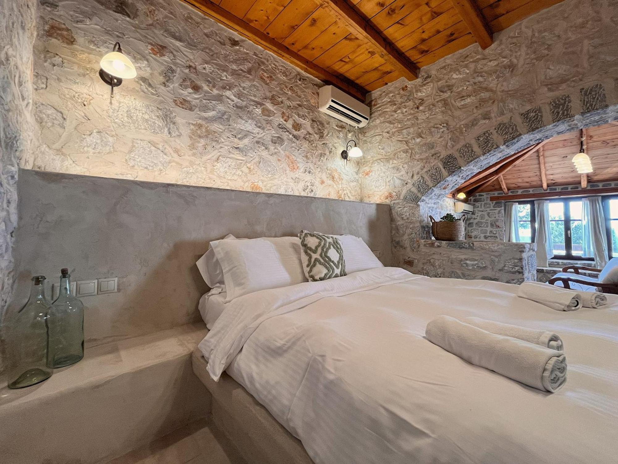 Achelatis Traditional Guest Houses アレオポリ エクステリア 写真